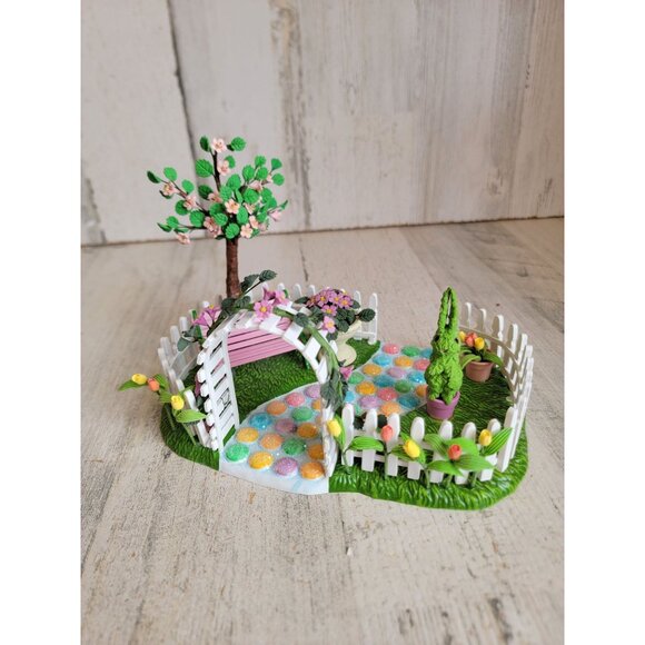 Dept 56 55160 Easter One Hop Walk‎ village accessory decor spring - Picture 2 of 9
